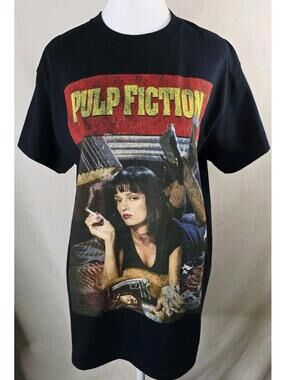 Pulp Fiction Movie Poster Graphic T Shirt Black Y2K Mia Wallace Smoking Men’s L